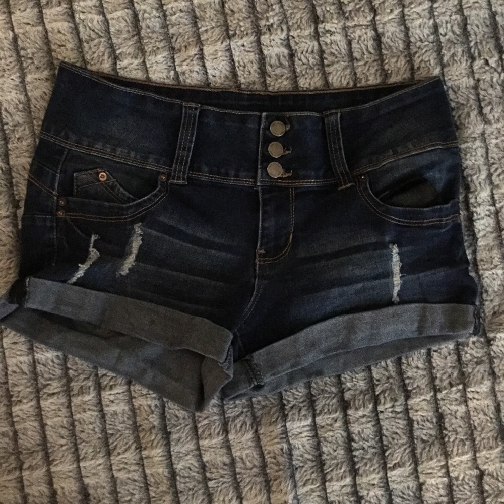 YMI distressed shorts 🆕 Price drop!!